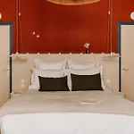 ゲストハウス Maison Rosa 3*