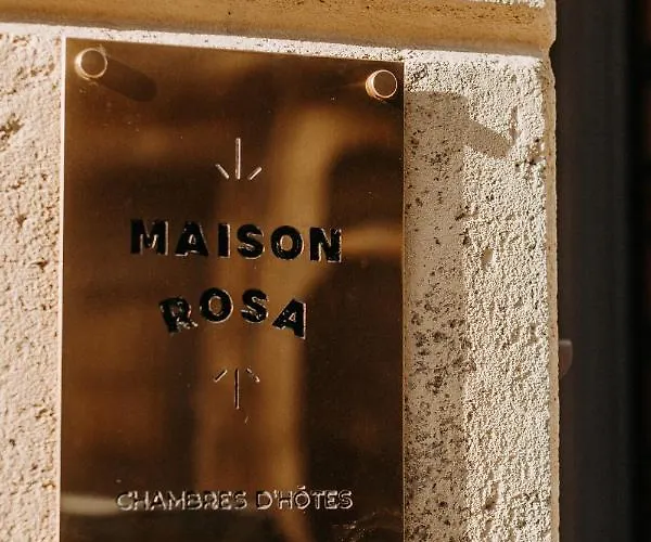 Pensión Maison Rosa 3*