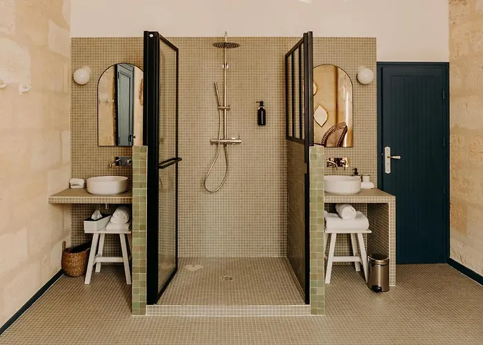 Pensión Maison Rosa 3*