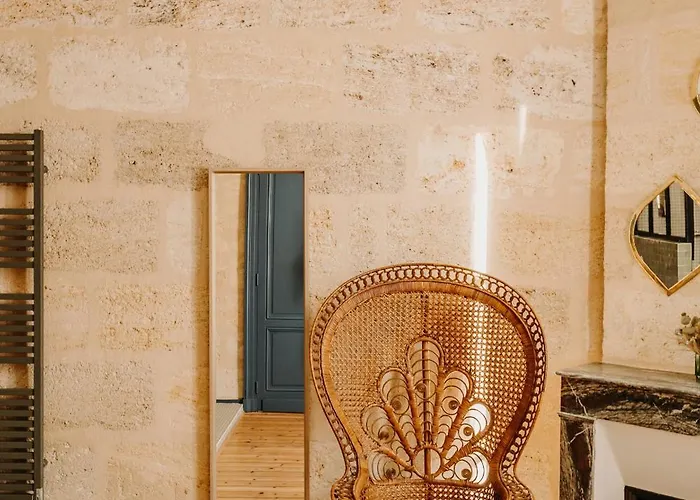 Maison Rosa Pensión 3*